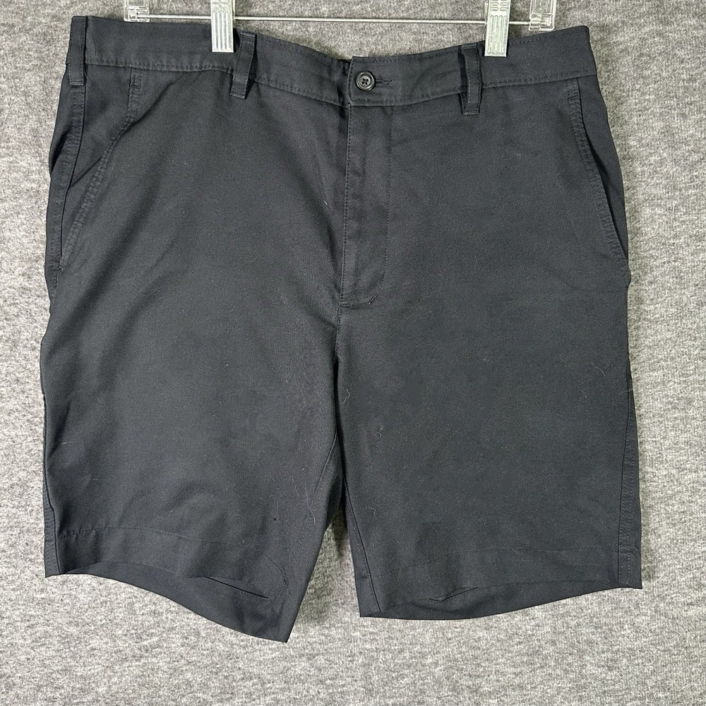 PGA  Tour‎ Shorts Men's Size 34 Black Chino Performance Golf Flat Front Poly